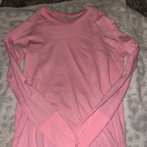 Lululemon pink swiftly tech